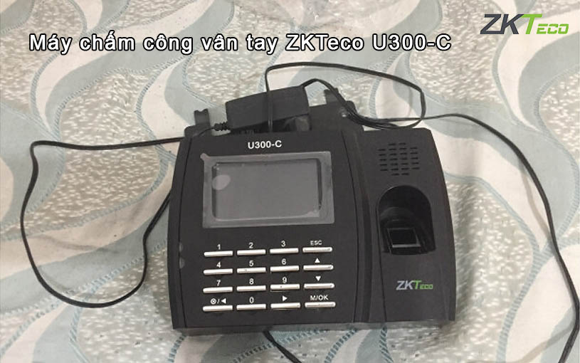 Máy chấm công ZKTeco U300-C hỗ trợ đăng ký tới 10.000 thẻ RFID