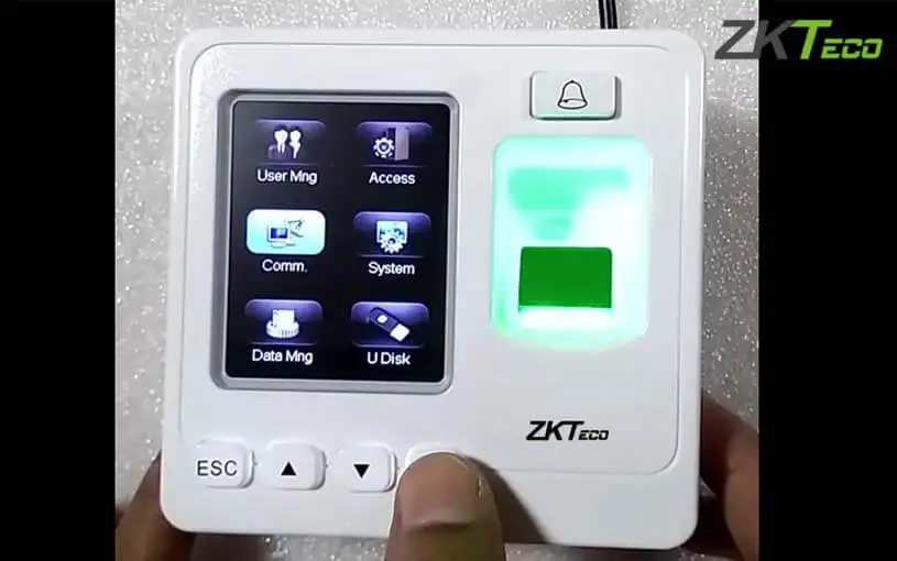 Máy chấm công vân tay ZKTeco SF100 ID