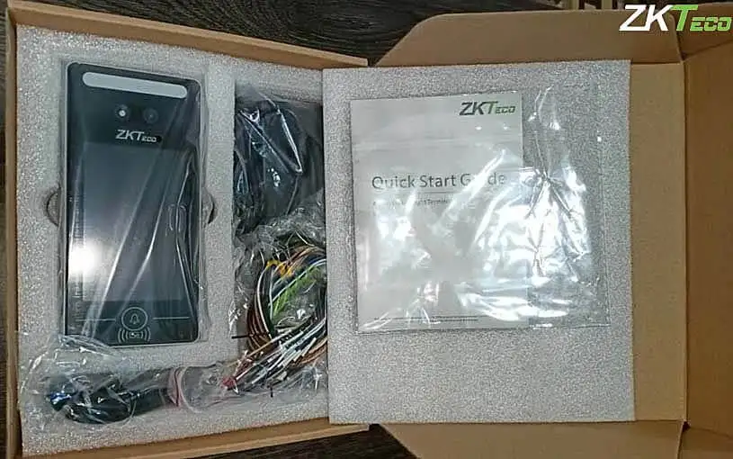 Máy chấm công khuôn mặt ZKTeco SpeedFace V4L
