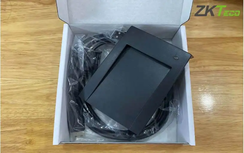 Đầu đọc thẻ cảm ứng ZKTeco CR206