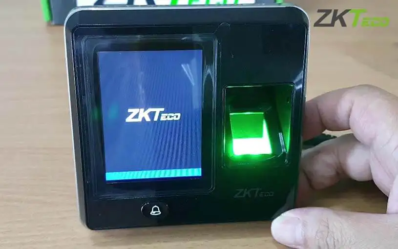 Máy chấm công vân tay ZKTeco SF300