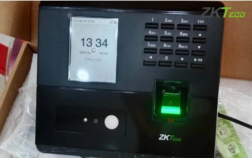 Máy chấm công khuôn mặt ZKTeco MB10VL