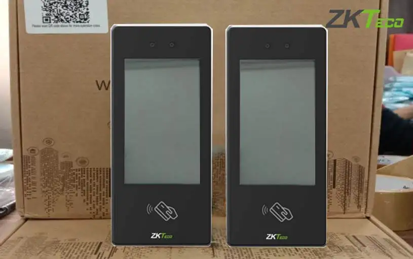Máy chấm công khuôn mặt ZKTeco SpeedFace-V4L Pro-RFID